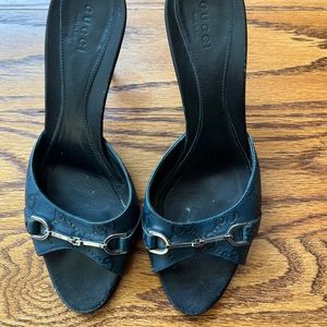 gucci slides navy blue size 8